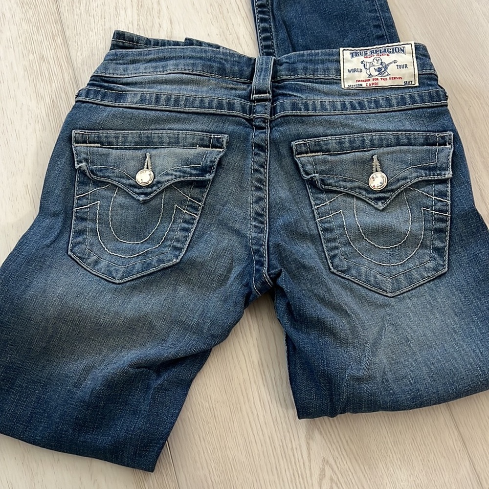True Religion Embellished Jeans Capri 24 - Picture 4 of 7